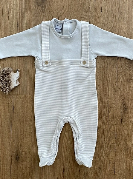 100 x 100 cotton romper or pajamas in two colors.