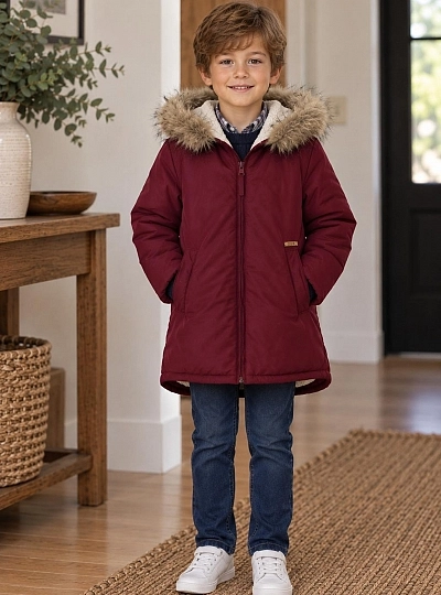 Anorak niño burdeos con borreguito y capucha Anorak niño burdeos con borreguito y capucha