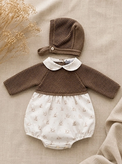 Baby romper and bonnet set from the Orejotas collection