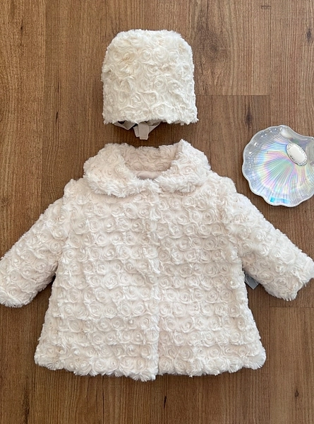 Skirt and bonnet set for girl Jasmine collection | Primer Bebé