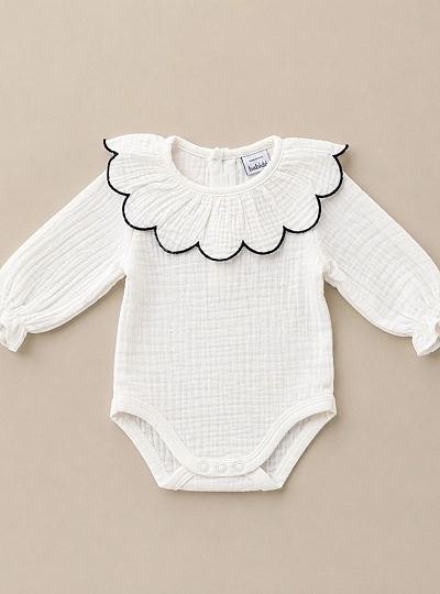 Body unisex de bambula con cuello de ondas