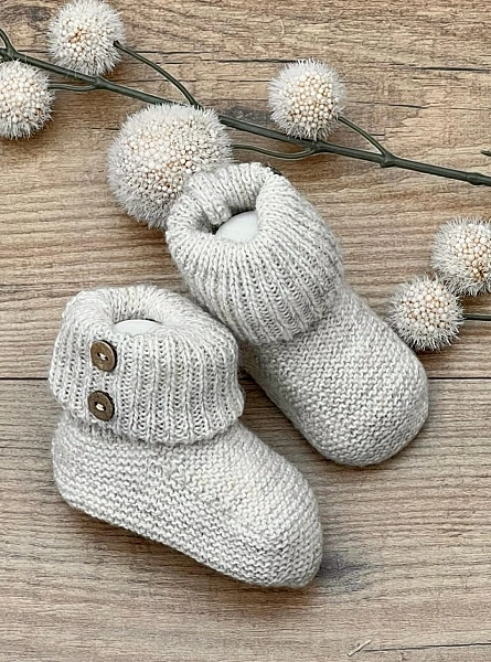 Bootie booties in chubby knit. potter collection