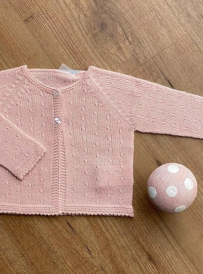 Chaqueta verde o rosa. punto finito.