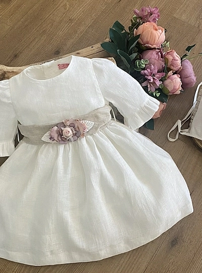 Conjunto bebé niña. Vestido y capota. Tres colores