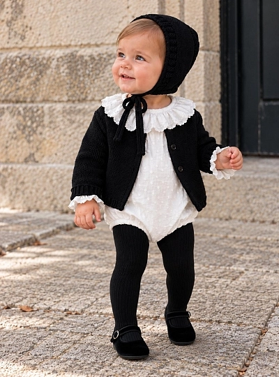 Conjunto bebé unisex Ébano negro con body plumeti y capota Conjunto bebé unisex Ébano negro con body plumeti y capota