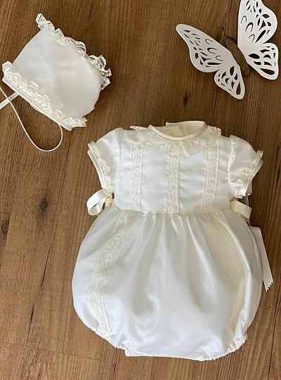 Conjunto de niño para bautizo de organza beige. Varias tallas Conjunto de niño para bautizo de organza beige. Varias tallas
