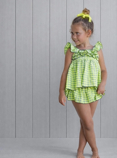 Conjunto Jesusito y braga flúor colección Caribe Conjunto Jesusito y braga flúor colección Caribe