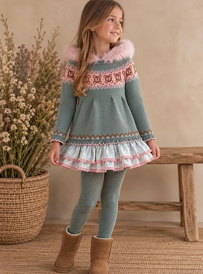 Conjunto para niña con jersey de capucha y braga falda Colección Buddy de Lolittos