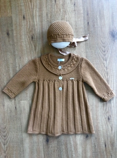 Conjunto para niña de Foque. Abrigo y capota. O-Inv