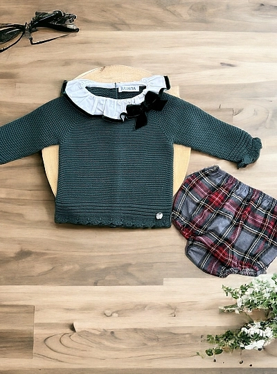 Conjunto para niña. Jersey y braguita colección Chispa Conjunto para niña. Jersey y braguita colección Chispa