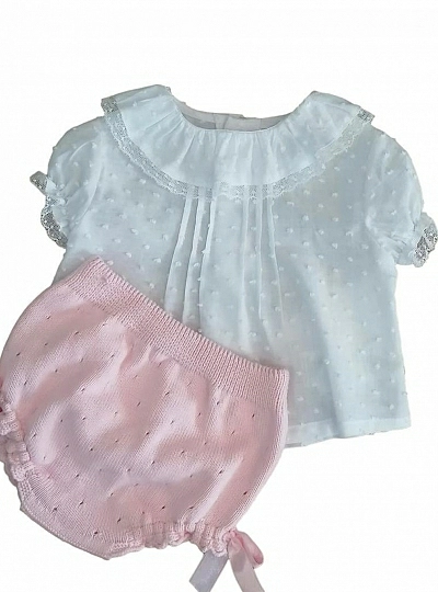 Conjunto unisex blusita y braga de punto.