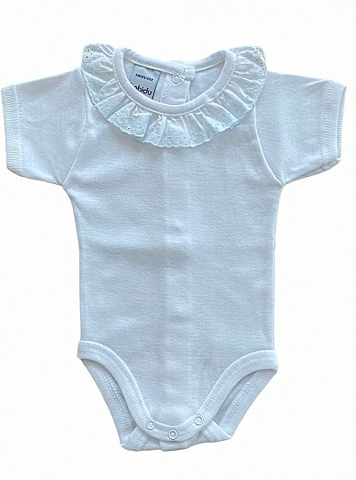 Cotton bodysuit with embroidered collar. Short sleeve