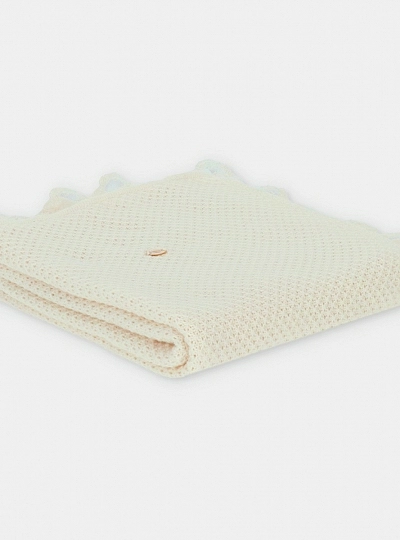 Cotton knit toquilla with chantilly lace