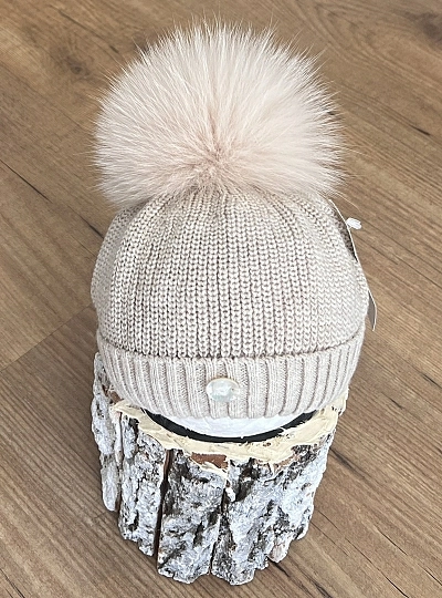 English point beanie with natural fur pompom.