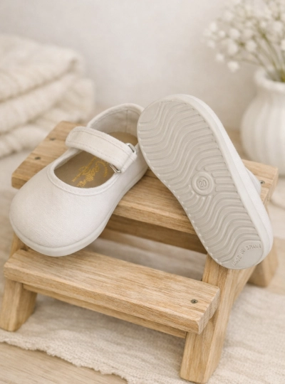 Girls' canvas Mary Janes. Respectful Footwear