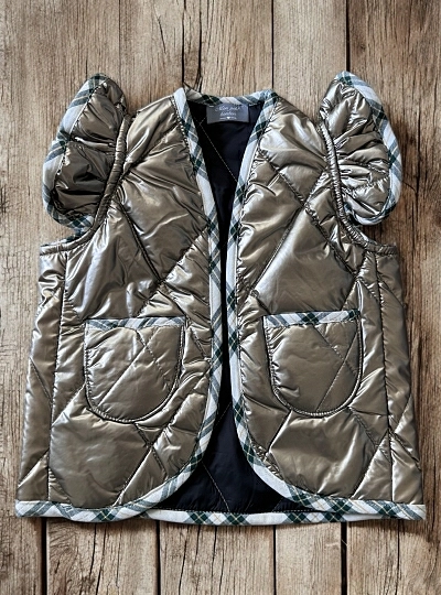 Metallic vest from the Olimpia collection by Mon Petit Bonbon