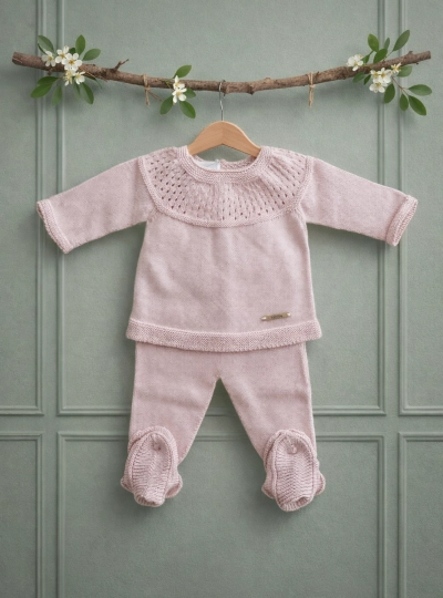 Organic cotton outfit for girls
