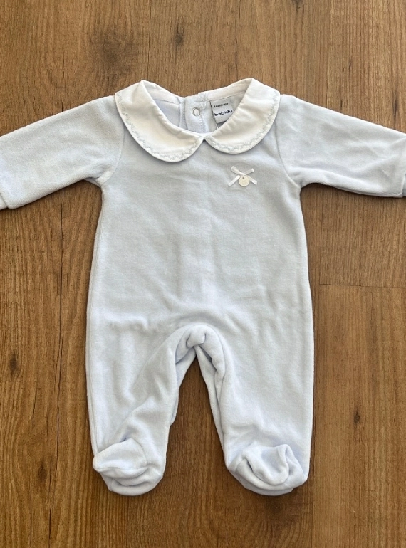Pijama tundeado para niño con cuello bebé