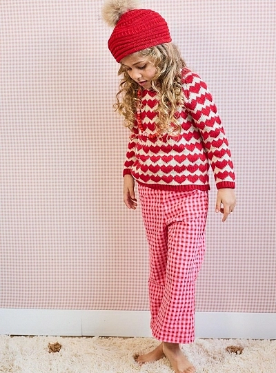 Pink Red pants and sweater set from La Martinique