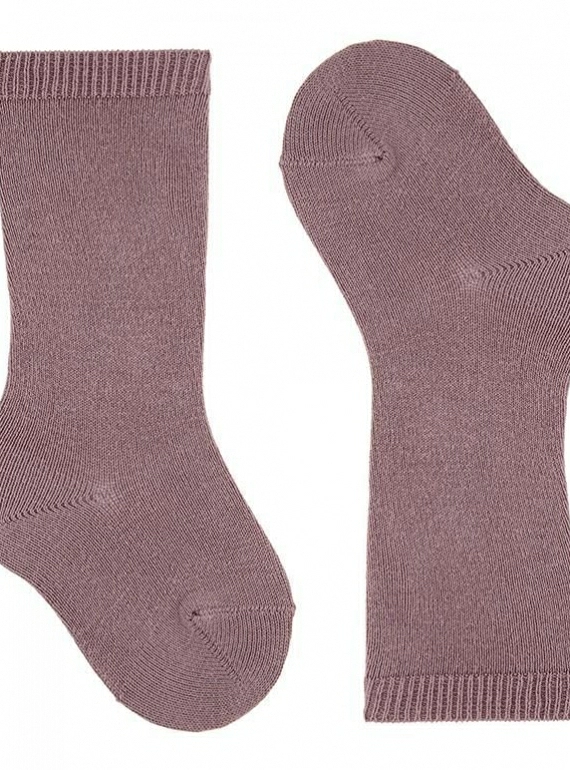 Plain basic high sock. Unisex