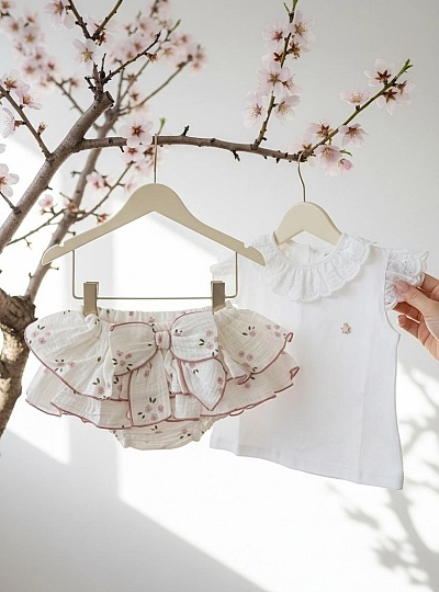 Rosse ruffled shirt and panties set