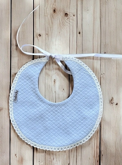 Round piqué bib London collection