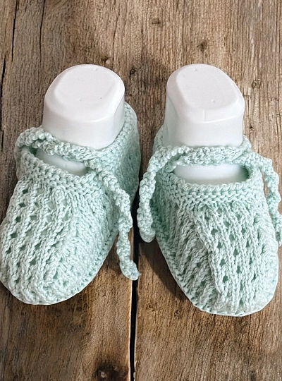 Sandal-type boote in two colors. Organic Cotton