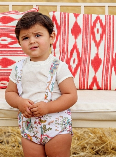 Set for boys from the José Varón Flowers collection Set for boys from the José Varón Flowers collection