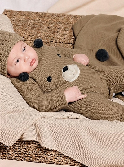 Teddy bear romper, Story collection
