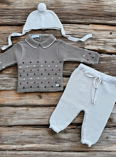 Three-piece set for boys with stars, Cuento collection.