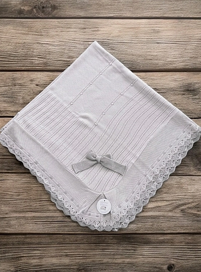 Toquilla con tablas y lazo. Crema con arena. Unisex