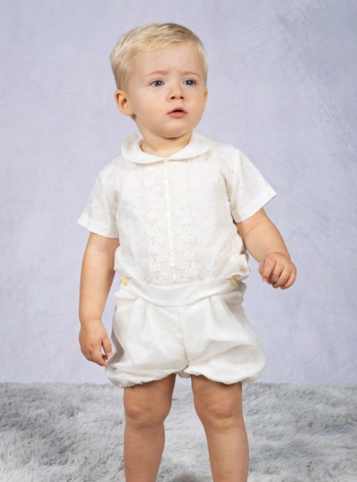 Two-piece child's set for ceremony. Cala Collection