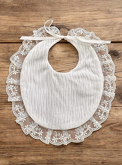 Unisex bib for christening