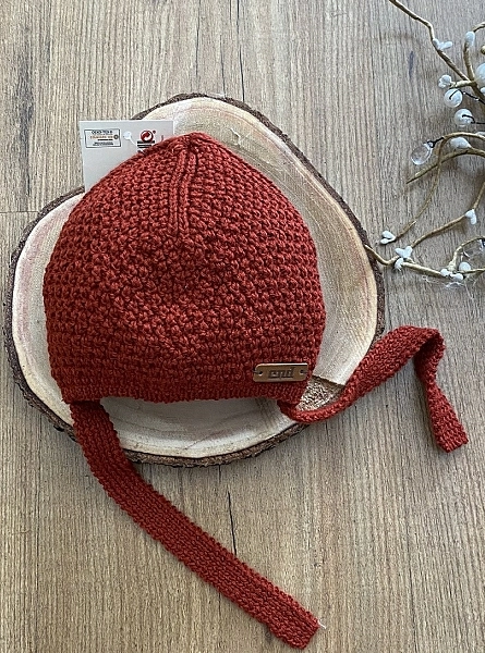 Unisex bonnet in merino wool color 952 Caldera