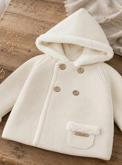 Unisex knitted duffle coat from the Caravia collection