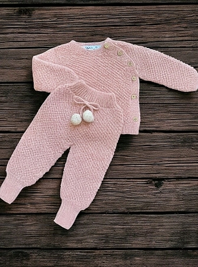 Unisex knitwear set from the Mistral collection