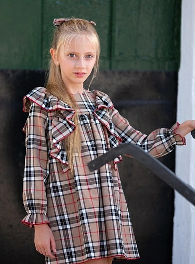 Vestido de viella colección Burberry de Mon Petit Bonbon
