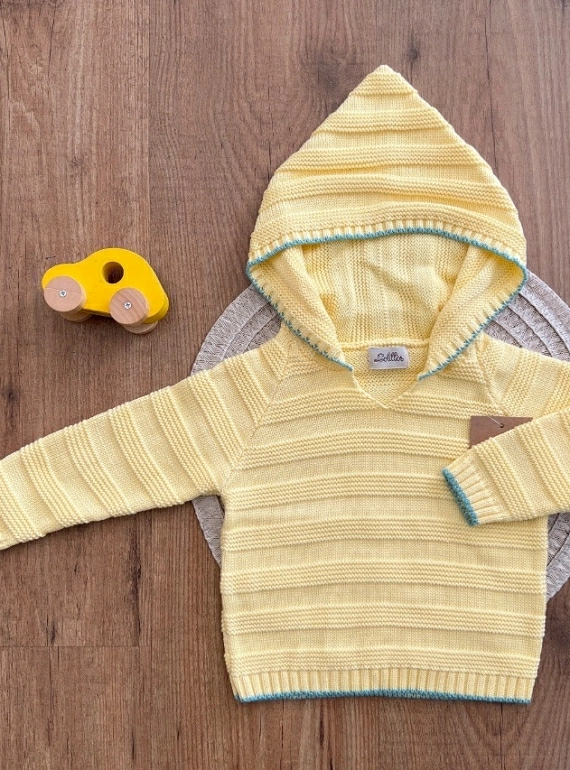 Yellow sweater Peru collection by Lolittos.