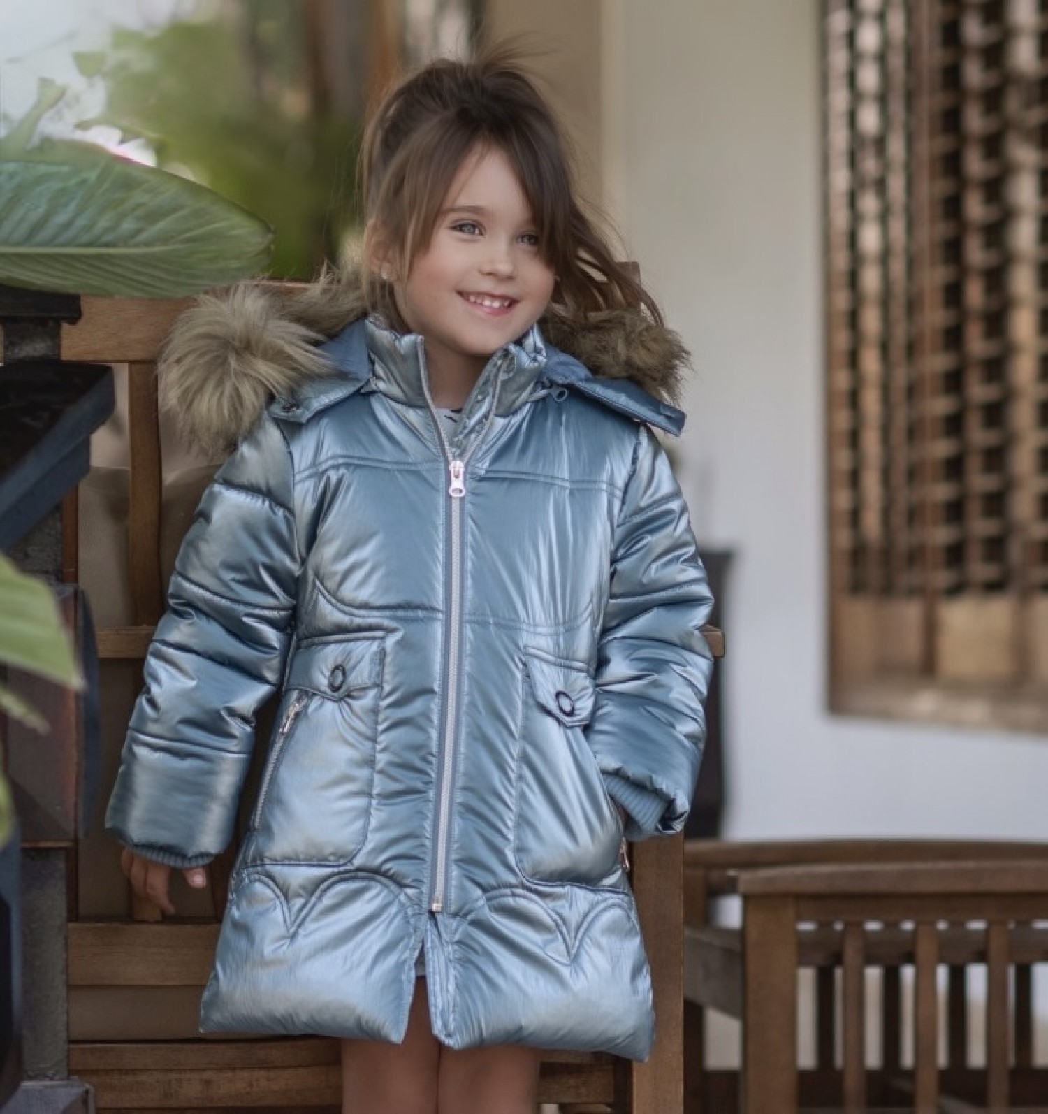 Girl's metallic blue coat Primer Bebé