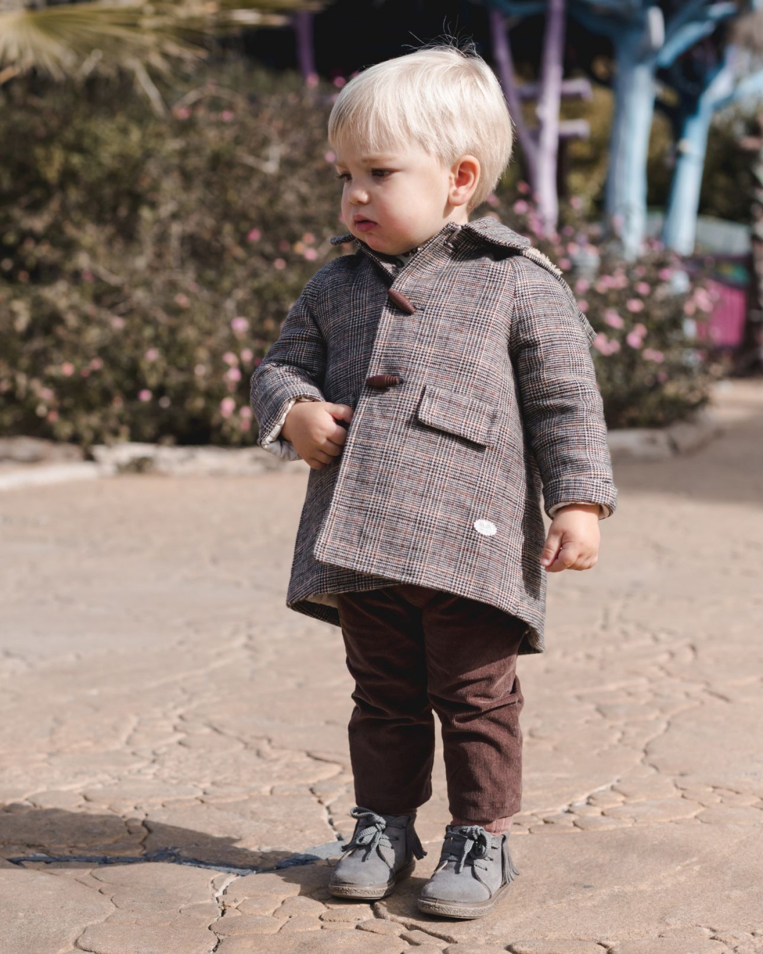 Trenka-style coat for boys London collection by José Varon | Primer Bebé